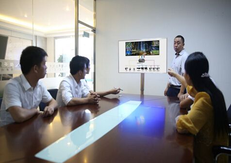 會(huì)議觸摸VS投影：補(bǔ)足短板，零售會(huì)議顯示的競(jìng)爭(zhēng)核心.jpg